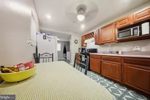 2421 S Fairhill St, Philadelphia, PA 19148 - Photo 8