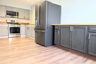3746 S Hereford Ln, Philadelphia, PA 19114 - Photo 6