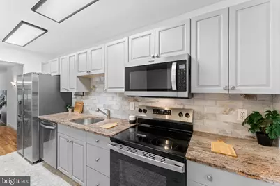 2034 Arch Street #KLW, Philadelphia, PA 19103 - Photo 8