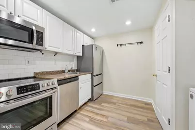 33 S 19th Street #2, Philadelphia, PA 19103 - Photo 10