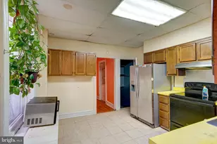 231 E Sydney St, Philadelphia, PA 19119 - Photo 2