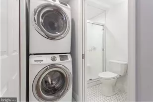 1322 S Bancroft St, Philadelphia, PA 19146 - Photo 16