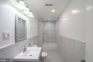 1726 Pine St, Philadelphia, PA 19103 - Photo 4
