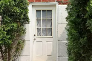 210 Lockart Ln, Philadelphia, PA 19116 - Photo 6