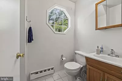 1 Queen St #10, Philadelphia, PA 19147 - Photo 16