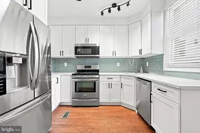 2118 E Arizona Street, Philadelphia, PA 19125 - Photo 6