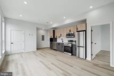 1112-16 E Berks Street #405, Philadelphia, PA 19125 - Photo 6