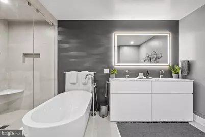160 N 2nd Street #301, Philadelphia, PA 19106 - Photo 32