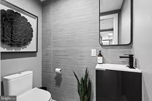 160 N 2nd St, Philadelphia, PA 19106 - Photo 12