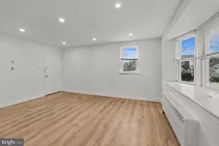 133 E Walnut Park Dr, Philadelphia, PA 19120 - Photo 2