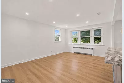 133 E Walnut Park Drive, Philadelphia, PA 19120 - Photo 4