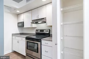 303 Vine St, Philadelphia, PA 19106 - Photo 8