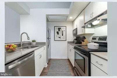 303 Vine Street #404, Philadelphia, PA 19106 - Photo 6