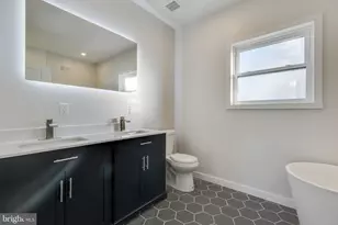 614 Hoffman St, Philadelphia, PA 19148 - Photo 22