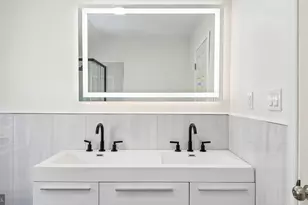 2226 Sepviva St, Philadelphia, PA 19125 - Photo 12