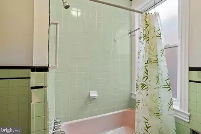 868 N 27th Street, Philadelphia, PA 19130 - Photo 18