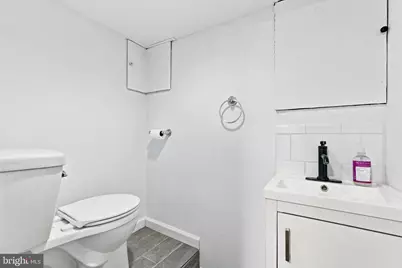2213 S Woodstock Street, Philadelphia, PA 19145 - Photo 10