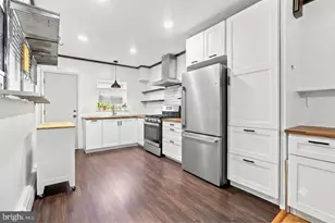 2213 S Woodstock St, Philadelphia, PA 19145 - Photo 6