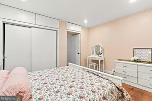 2213 S Woodstock St, Philadelphia, PA 19145 - Photo 18