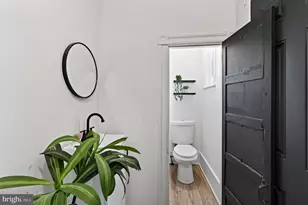 543 E Locust Ave, Philadelphia, PA 19144 - Photo 12