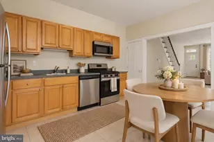 511 Conarroe St, Philadelphia, PA 19128 - Photo 6