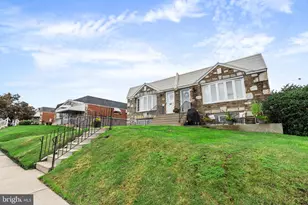 3806 Karen St, Philadelphia, PA 19114 - Photo 2