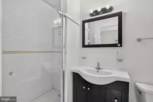 4307 Locust St, Philadelphia, PA 19104 - Photo 10