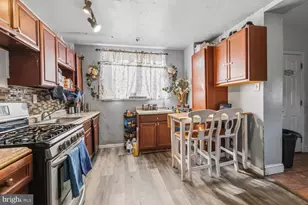 234 W Queen Ln, Philadelphia, PA 19144 - Photo 16