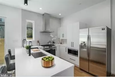 1331 S Bancroft Street, Philadelphia, PA 19146 - Photo 6