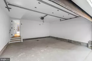 635 N 7th St, Philadelphia, PA 19123 - Photo 28