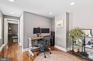 963 N 6th St, Philadelphia, PA 19123 - Photo 16