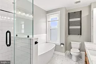 1516 S 15th St, Philadelphia, PA 19146 - Photo 32