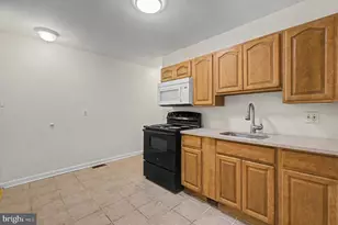 1547 N Bouvier St, Philadelphia, PA 19121 - Photo 10
