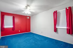 9749 Evans St, Philadelphia, PA 19115 - Photo 18