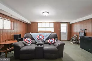9749 Evans St, Philadelphia, PA 19115 - Photo 34