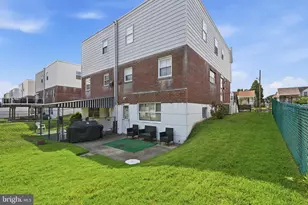 9749 Evans St, Philadelphia, PA 19115 - Photo 30