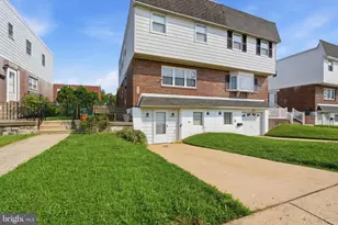 9749 Evans St, Philadelphia, PA 19115 - Photo 48