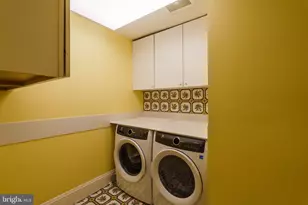 1809 Delancey Pl, Philadelphia, PA 19103 - Photo 22