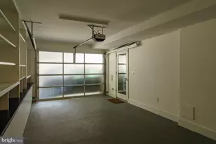 1809 Delancey Pl, Philadelphia, PA 19103 - Photo 32