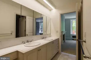 1809 Delancey Pl, Philadelphia, PA 19103 - Photo 16