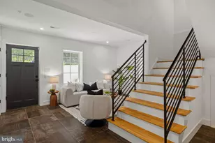 8215 Shawnee St, Philadelphia, PA 19118 - Photo 4