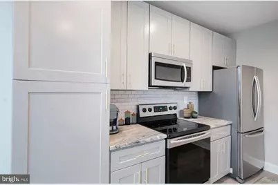 60 N 23rd Street #814, Philadelphia, PA 19103 - Photo 2