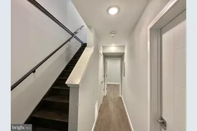 2004 Cambridge Street #1, Philadelphia, PA 19130 - Photo 18