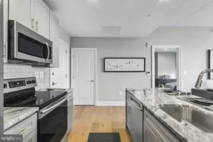 30 N 23rd St, Philadelphia, PA 19103 - Photo 14