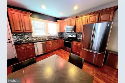 423 Knorr Street, Philadelphia, PA 19111 - Photo 2
