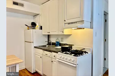 322 S 12th Street #2R, Philadelphia, PA 19107 - Photo 4