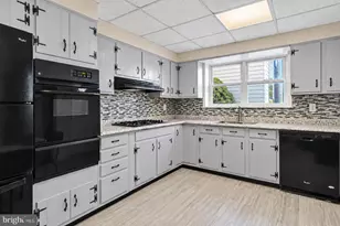154 W Salaignac St, Philadelphia, PA 19128 - Photo 8