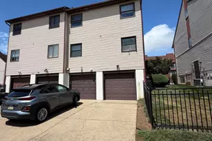 9525 James St, Philadelphia, PA 19114 - Photo 2