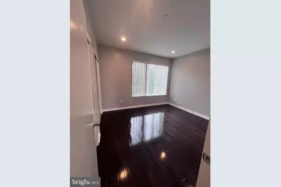 713 Fairmount Avenue, Philadelphia, PA 19123 - Photo 4