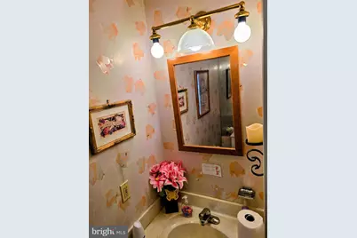 1036 Hazelwood Drive, Philadelphia, PA 19150 - Photo 16